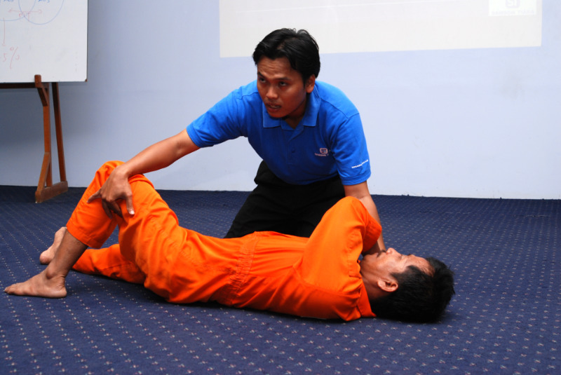 First-Aid-Officer-Petugas-Pertolongan-Pertama-Pada-Kecelakaan-P3K