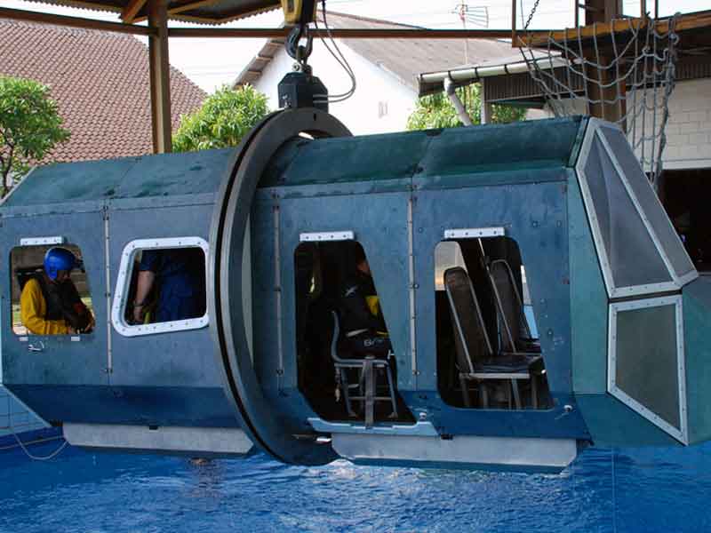 Tropical Helicopter Underwater Escape Training with Emergency Breathing Systems